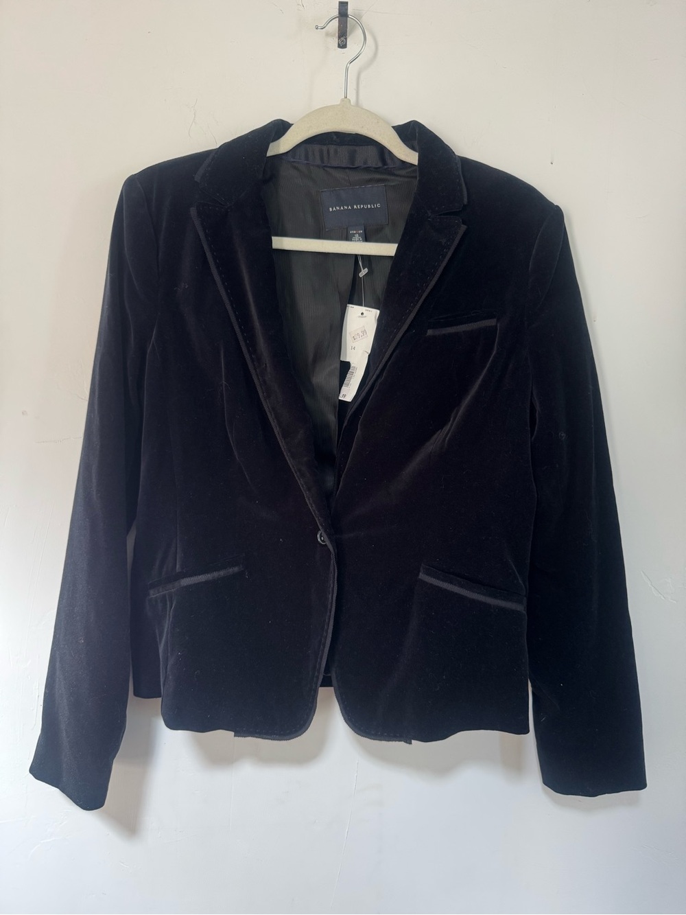 Banana Republic Women's Black Velvet Blazer Jacket